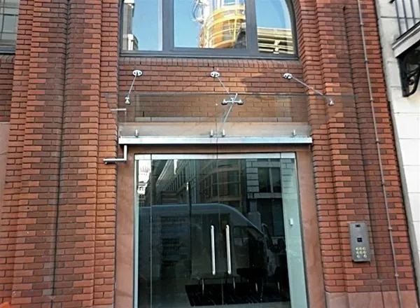 Offices London Frameless Glass Canopy Unit